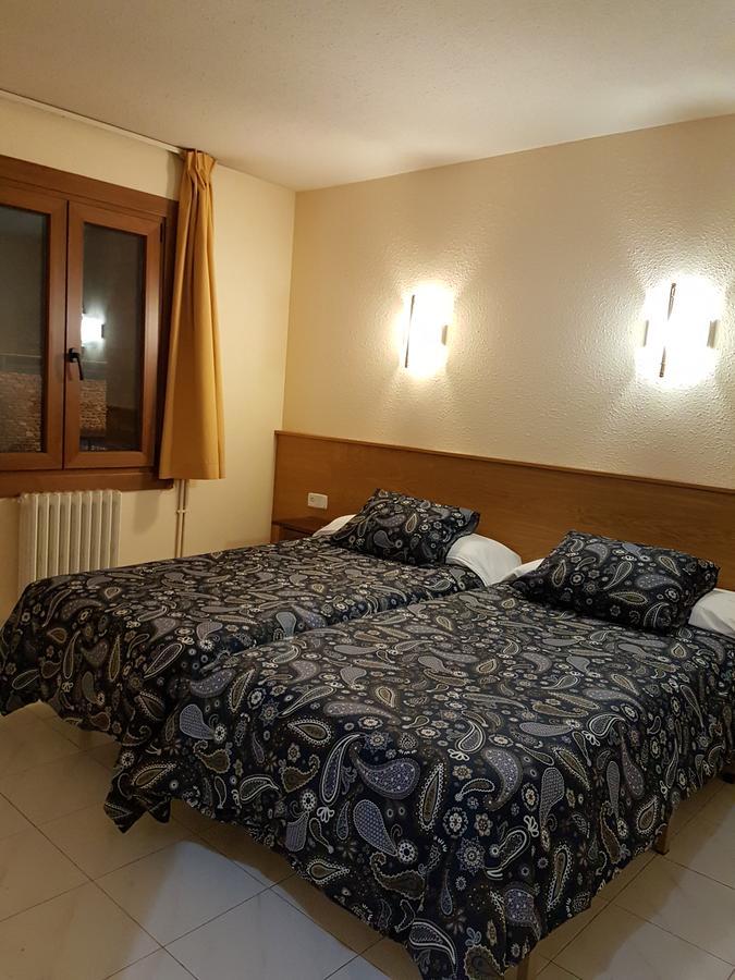 Hotel Arinsal Bilik gambar
