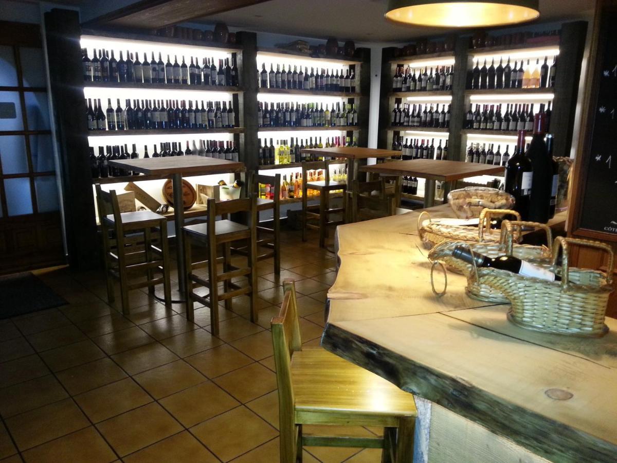 Hotel Arinsal Bilik gambar