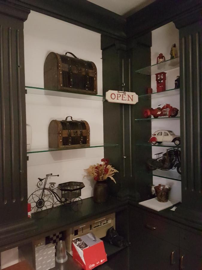 Hotel Arinsal Bilik gambar